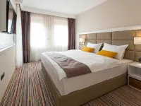 Hotel TESLA - Smart Stay Garni Hotels in der Nähe von Dom des Heiligen Sava