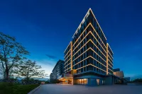 HanTing Hotel (Qingdao Hongdao International Convention and Exhibition Center) Hotels in Qingdao