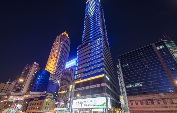 Roaders Plus Hotel Taipei Station