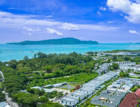 อันดามันซีเบสต์พูลแอคเซสและวิลล่า โรงแรมใกล้Golden Dragon,Fishing Phuket