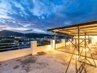 Phuket Five Fortune Holiday Hotel Hotels near Kan Eang @ Pier Phuket