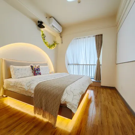 Sunshine Light Luxury Art Movie Homestay (Taiyuan Gongyuan Times City Xiayuan Subway Station) Отели рядом с достопримечательностью «Музей Шанкси»