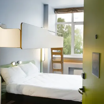 Ibis Budget Moscow Panfilovskaya (Ибис Баджет Панфиловская) Отели рядом со станцией Подмосковная
