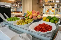 LN Garden Maoming - breakfast