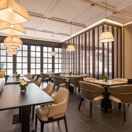 STADSBESÖK Longzhu Hotel (Yibin Hejiangmen Daguanlou)