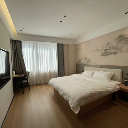 Minghu Hotel
