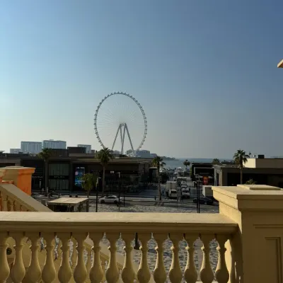 SKY LINE VIEW Các khách sạn gần Nhảy dù Dubai