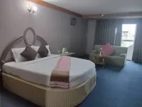 Pathum Thani Place Hotel Hotel a Distretto di Mueang Pathum Thani