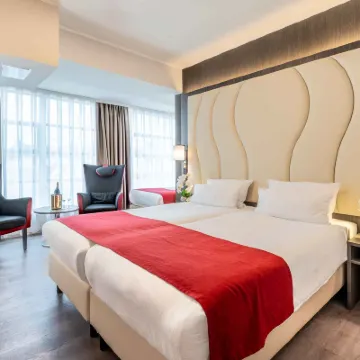 海牙市中心 PLAZA Premium 飯店 莫瑞泰斯皇家美術館附近的飯店