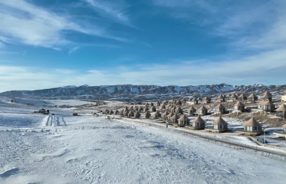 喀拉峻無垠之境野奢營地酒店