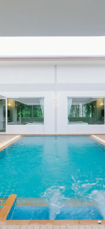 วิลล่าสี่ห้องนอนพร้อมสระว่ายน้ำ