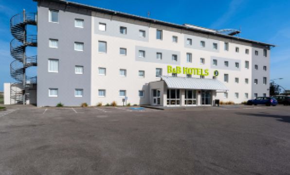 B&B HOTEL Calais Terminal Cité Europe 2 étoiles - Housity