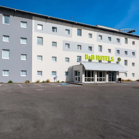 B&B Hotel Calais Terminal Cité Europe 2 étoiles