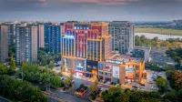 Milan Junyi Hotel - Romantic
