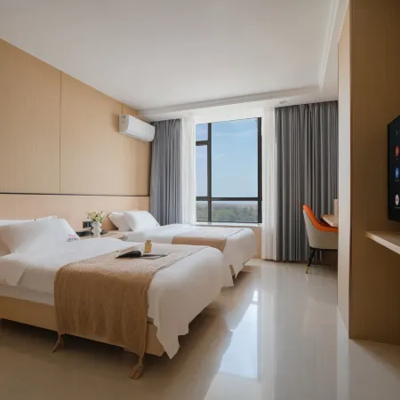 Yuehua Holiday Hotel