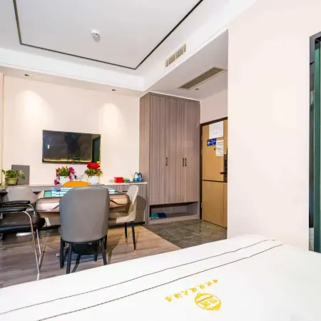 Century Yuecheng Hotel (Jintang Hantan Road)