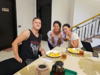 Neomi Neomi Guest House Malang Hotels in Sukun