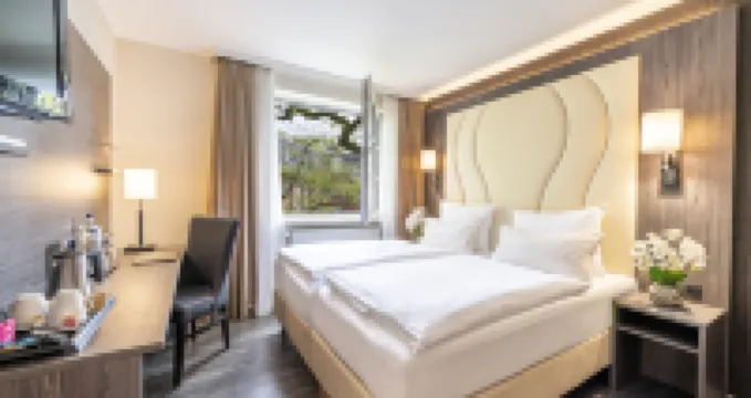 PLAZA INN Schmöker-Hof Hotel di 