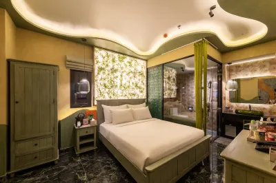 Pynt Hotel 5 Hotels near Tan Phu District