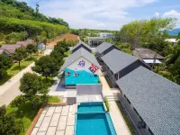 Be Leaf Resort Hotels near Wat Prathong