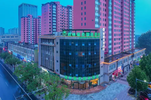 GreenTree Inn Express Hotel (Yongqing Hi-Tech Development Zone Shop) - ที่มีที่จอดรถ