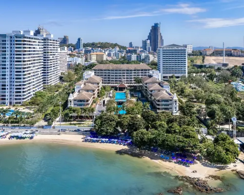 The Heritage Pattaya Beachfront Resort Hotels near Pattaya Hill