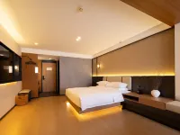 H·DESIGN HOTEL Hotels near Pidu District