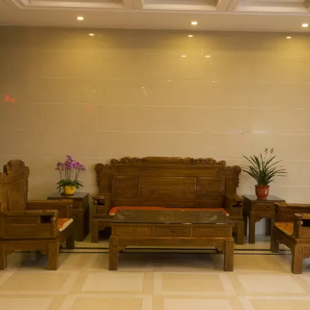 AN Hotel