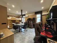 Lexon Esports Hotel (Shiyuan Branch）