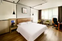 Esports Hotel (Jingzhou Ancient City Scenic Area University Town Branch) - เปิดใหม่