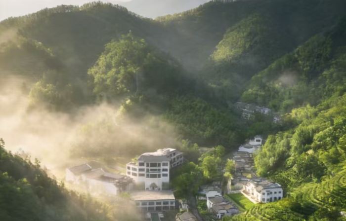 Hefei Lujiang Chunian Cultural Resort Hotel