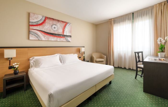 Smart Hotel King, by R Collection Hotels