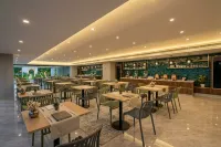 Tisha Hotel