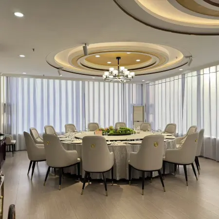 Longhai Hotel
