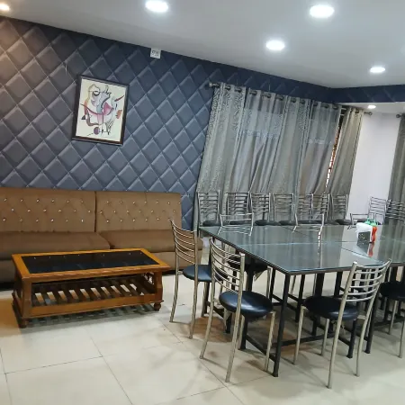 Mansarover Hotel & Banquets