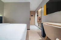 7 Days Premium Hotel (Lanzhou West High-Speed Railway Station Zhongtianjian Square Branch - Hot Tub