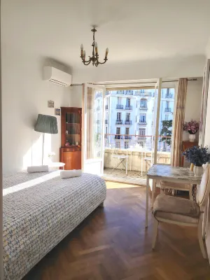 Double-bedroom appartement with Balcony Horizon View - Central City 60m2 Air conditioning