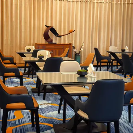Weijia Holiday Hotel (Pizhou East Railway Station)