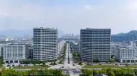 Linhai Liandong U Valley Audio-Visual Boutique Stay (Linhai South Station)