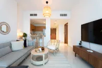 1BR Hideaway at Julphar by Vanilla Homes