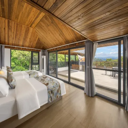 Sea of Clouds at Sun | Leisure and Holiday Courtyard