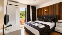 Olive Branch Hotel - Balkon