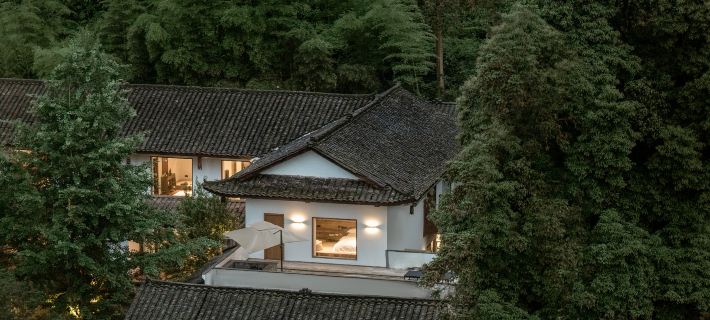 Emeishan Hetang Yunqi Tangquan Homestay โรงแรมในเอ๋อเหม่ยซาน