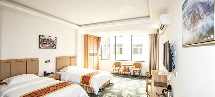 Longli Yuelong Kangji Resort Hotel Hotels in Longli County