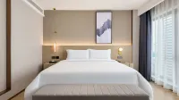 Lifeng Hotel (Qingdao North Railway Station Licun Night Market Branch) - Bergblick