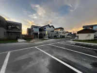 Burqin Xingwai Yuqian Homestay - 2-Star
