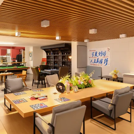 Passerby Youth Hostel (Yingtianmen Mingtang Scenic Area)