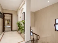 Prime Select Zamalek Central Hotels near Gezira