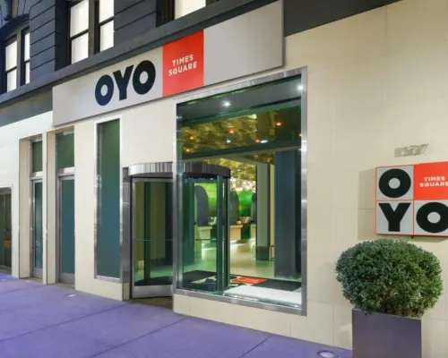 OYO Times Square Các khách sạn gần Công viên Kahuna Laguna