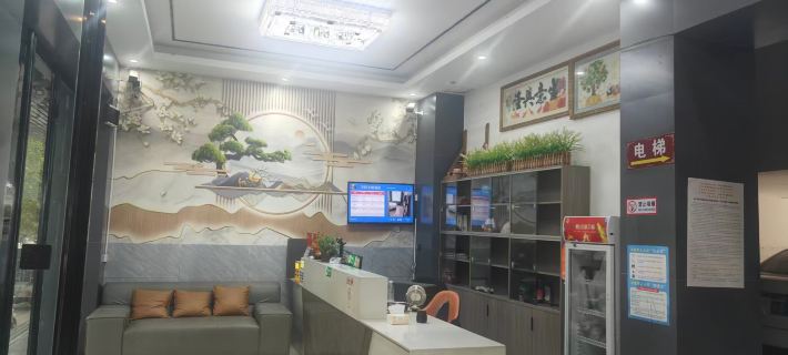 Funing Huayue Theme Hotel Hotel di Funing